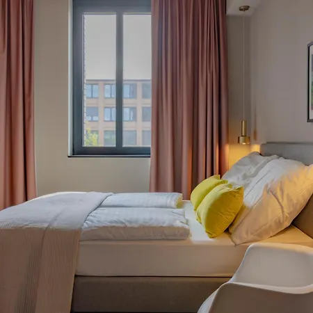 Hotel Ipartment @home By Western *