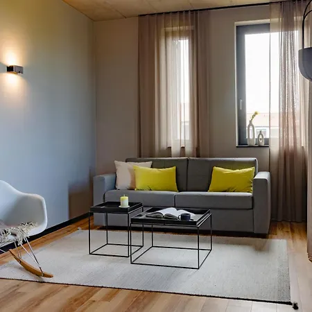 Ipartment @home By Western *